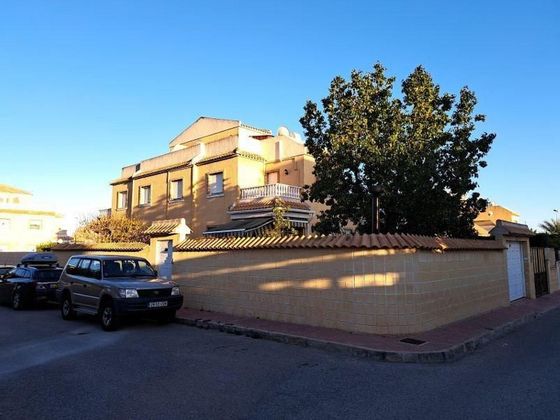 Foto 1 de Casa en venta en Ciudad Quesada de 3 habitaciones con terraza y piscina