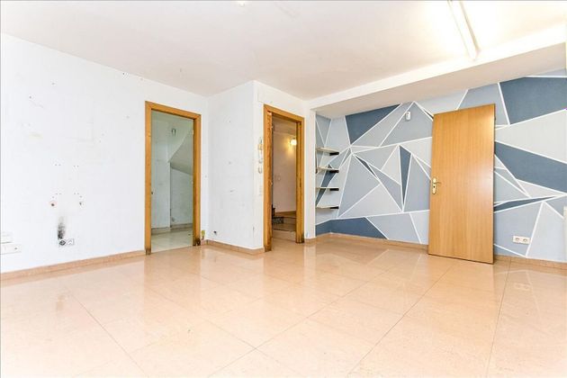 Foto 1 de Dúplex en venda a Can Baró de 3 habitacions amb terrassa i ascensor