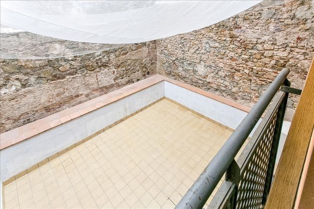 Foto 2 de Dúplex en venta en Can Baró de 3 habitaciones con terraza y ascensor