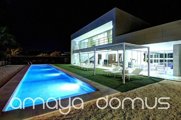 Foto 2 de Venta de chalet en Alicante Golf de 6 habitaciones con terraza y piscina