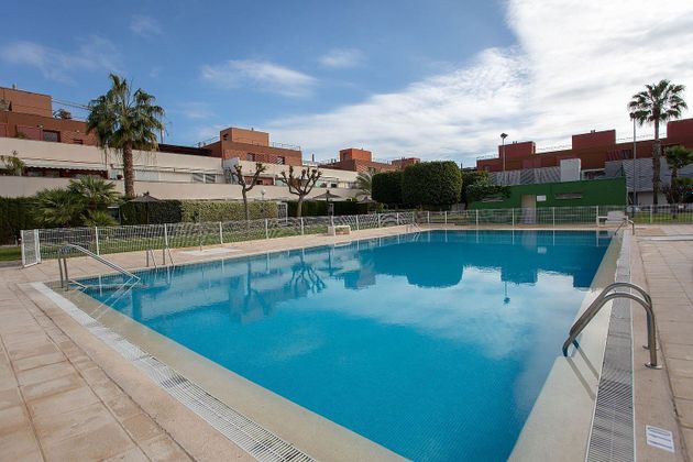 Foto 1 de Dúplex en venda a Alicante Golf de 3 habitacions amb terrassa i piscina