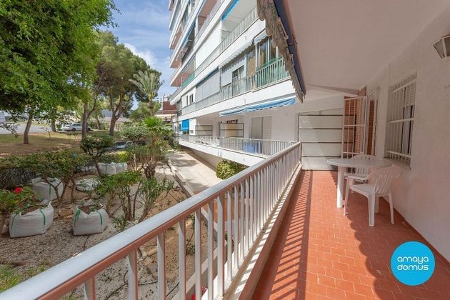 Foto 2 de Pis en venda a avenida De Les Nacions de 3 habitacions amb terrassa i piscina