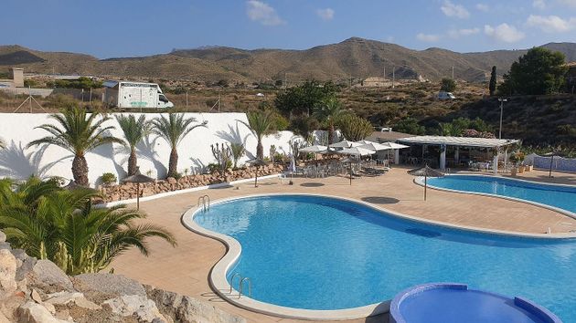 Foto 2 de Casa en venda a Pueblo Español-Coveta Fumá de 4 habitacions amb terrassa i piscina