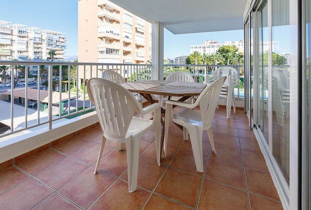 Foto 2 de Alquiler de piso en avenida De Niza de 3 habitaciones con terraza y piscina