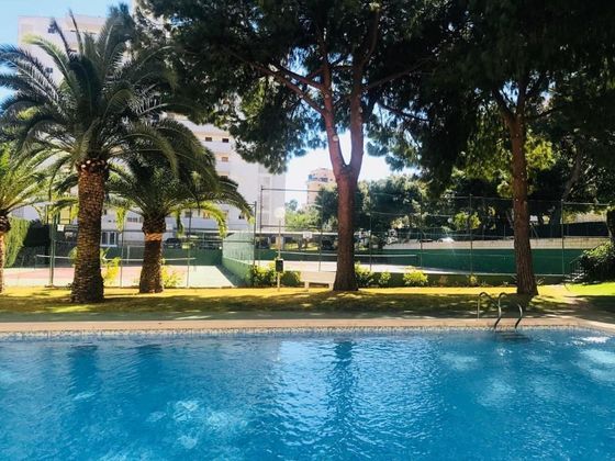 Foto 1 de Pis en venda a avenida De Cataluña de 3 habitacions amb terrassa i piscina