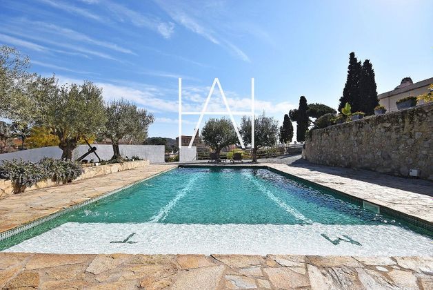 Foto 2 de Xalet en venda a Tiana de 8 habitacions amb terrassa i piscina