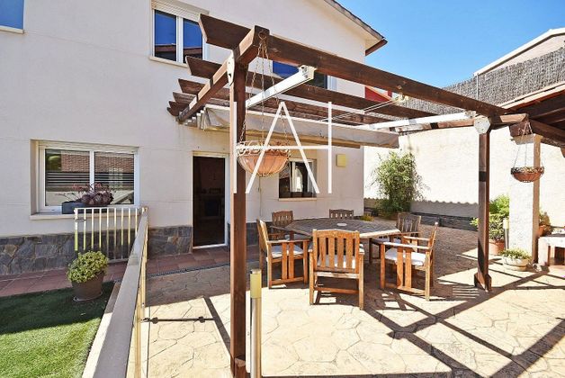 Foto 2 de Xalet en venda a Vilassar de Dalt de 4 habitacions amb piscina i garatge