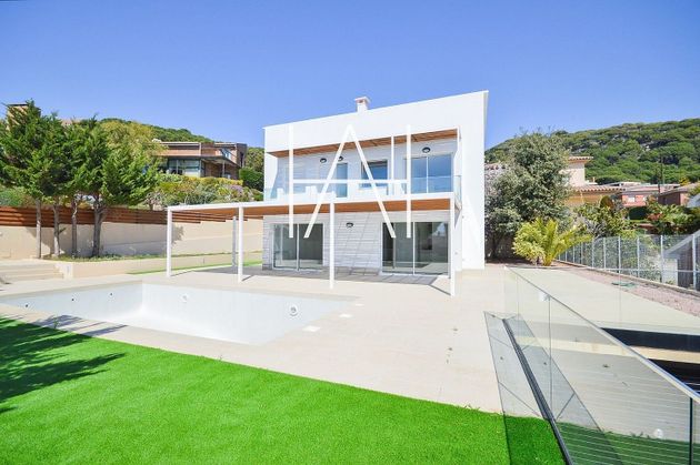 Foto 1 de Chalet en venta en Teià de 4 habitaciones con terraza y piscina