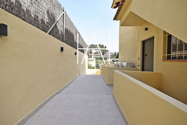 Foto 2 de Pis en lloguer a Sarrià de 3 habitacions amb mobles i aire acondicionat