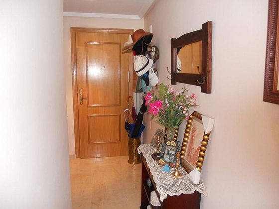 Foto 2 de Piso en venta en San Antón de 2 habitaciones con calefacción y ascensor