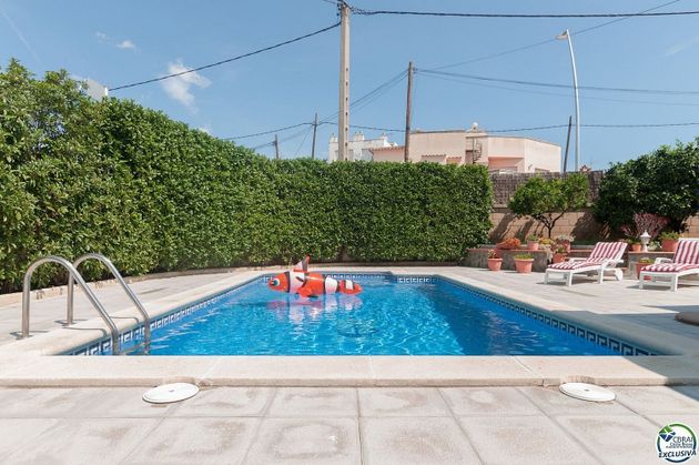 Foto 1 de Xalet en venda a Nord de 5 habitacions amb terrassa i piscina