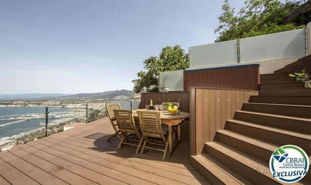 Foto 2 de Venta de chalet en Port Esportiu - Puig Rom - Canyelles de 2 habitaciones con terraza y garaje