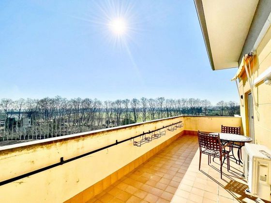 Foto 1 de Àtic en venda a Poblenou - L'Olivar Gran de 3 habitacions amb terrassa i garatge