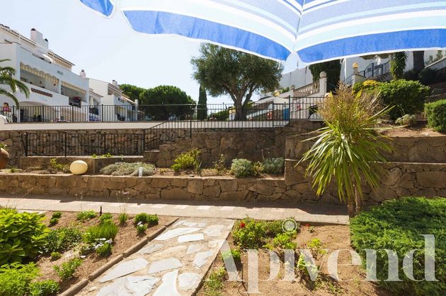 Foto 1 de Pis en venda a Port Esportiu - Puig Rom - Canyelles de 1 habitació amb terrassa i piscina