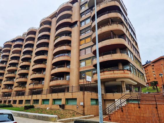 Foto 1 de Venta de piso en avenida De Pontejos de 4 habitaciones con terraza y garaje