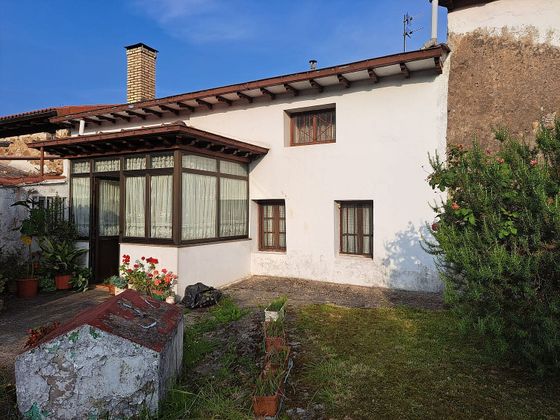 Foto 1 de Casa adosada en venta en Cerezo - Aspla - Torres de 5 habitaciones con terraza y calefacción