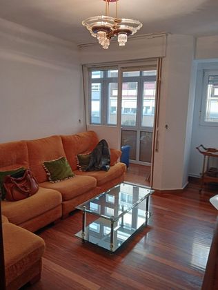 Foto 1 de Piso en alquiler en Cuatro Caminos de 3 habitaciones con muebles y balcón