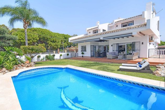 Foto 1 de Xalet en venda a El Higueral - La Merced de 6 habitacions amb terrassa i piscina
