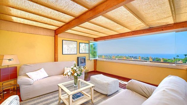 Foto 1 de Àtic en venda a Sierra Blanca de 4 habitacions amb terrassa i piscina