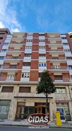 Foto 1 de Pis en venda a avenida Hermanos Menéndez Pidal de 4 habitacions amb calefacció i ascensor