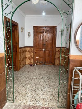 Foto 1 de Casa en venda a Benamocarra de 6 habitacions i 308 m²