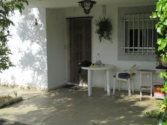 Foto 2 de Chalet en venta en Castellanos de Villiquera de 3 habitaciones con terraza y garaje