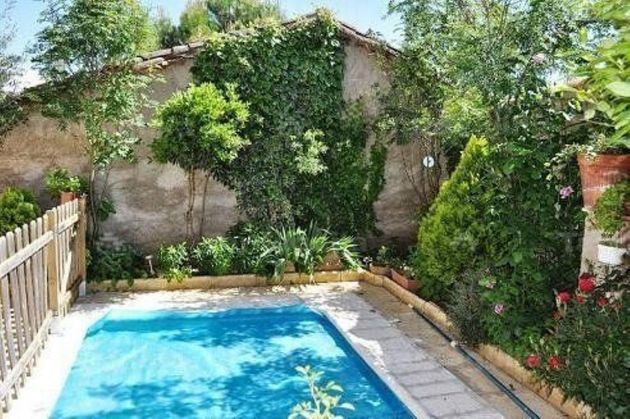 Foto 2 de Casa en venda a Negrilla de Palencia de 4 habitacions amb piscina i balcó