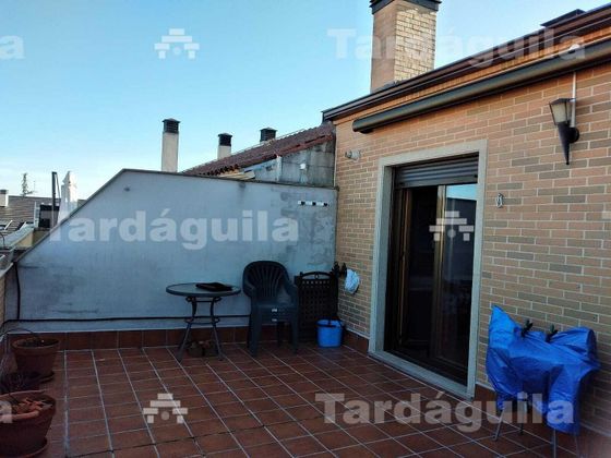 Foto 2 de Venta de ático en Castellanos de Moriscos de 2 habitaciones con terraza y piscina