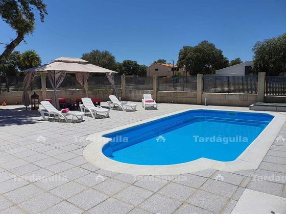 Foto 1 de Casa en venda a Carrascal de Barregas de 3 habitacions amb piscina i garatge