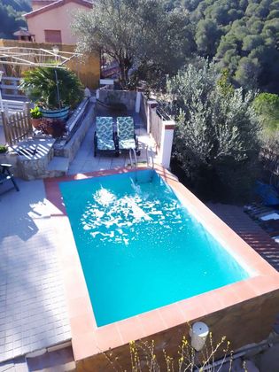 Foto 1 de Chalet en venta en Olesa de Montserrat de 4 habitaciones con terraza y piscina