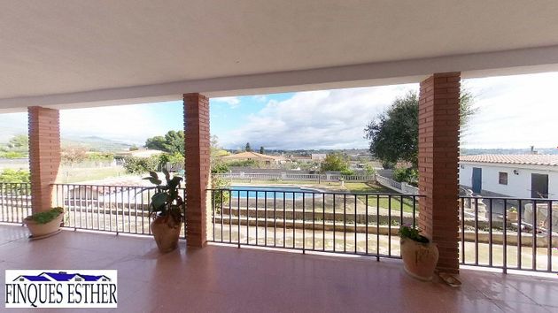 Foto 2 de Chalet en venta en Alcover de 5 habitaciones con terraza y piscina