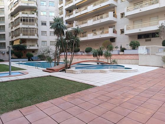 Foto 1 de Pis en venda a Barenys de 2 habitacions amb terrassa i piscina
