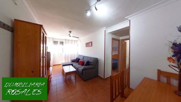 Foto 2 de Alquiler de piso en La Luz - El Torcal de 3 habitaciones con muebles y aire acondicionado