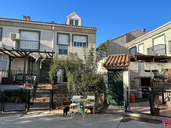 Foto 1 de Casa en venda a Alameda Park de 5 habitacions amb terrassa i garatge