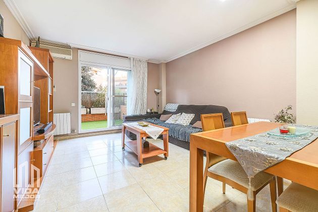 Foto 2 de Pis en venda a Santa Coloma de Cervelló de 4 habitacions amb terrassa i garatge