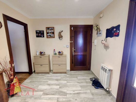 Foto 2 de Piso en venta en Bárcena de Cicero de 4 habitaciones con garaje y balcón