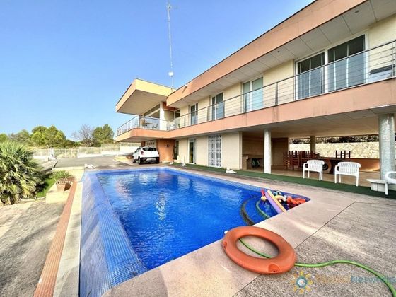 Foto 1 de Xalet en venda a Benigánim de 4 habitacions amb terrassa i piscina
