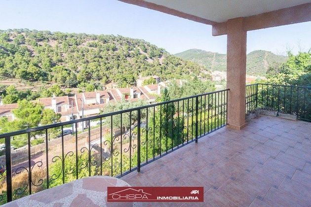 Foto 1 de Venta de chalet en Serra de 4 habitaciones con terraza y piscina