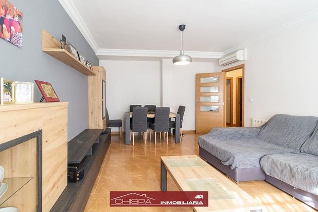 Foto 1 de Pis en venda a Serra de 3 habitacions amb garatge i aire acondicionat