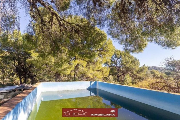 Foto 2 de Casa rural en venda a Serra de 5 habitacions amb terrassa i piscina