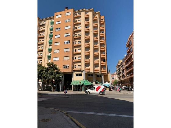 Foto 2 de Piso en venta en paseo Dels Països Catalans de 3 habitaciones con terraza y ascensor
