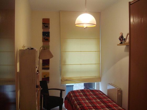 Foto 2 de Pis en venda a calle Saragossa de 3 habitacions amb garatge i balcó
