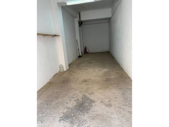 Foto 2 de Venta de garaje en calle D'àngel Guimerà de 31 m²