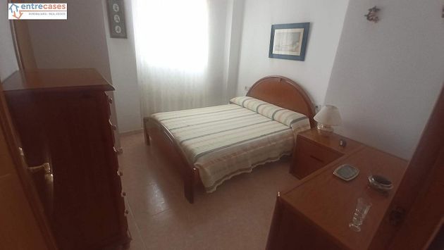 Foto 2 de Alquiler de piso en Canet d´En Berenguer de 2 habitaciones con terraza y muebles
