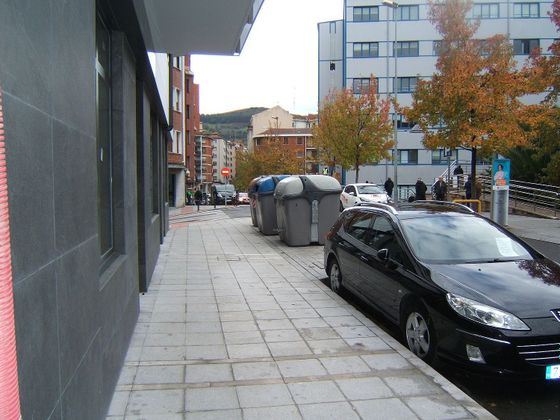 Foto 2 de Alquiler de local en calle Nagusia de 70 m²