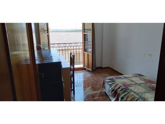 Foto 2 de Piso en venta en Villanueva Mesía de 3 habitaciones con balcón y ascensor