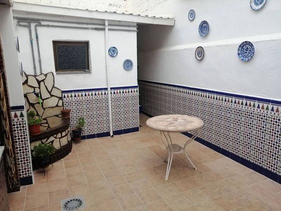 Foto 1 de Casa en venda a Huétor Tájar de 4 habitacions amb terrassa i jardí