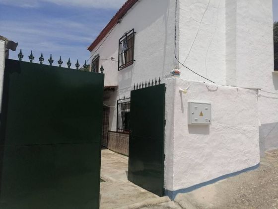 Foto 1 de Casa rural en venda a calle Arroyo Gallombares de 5 habitacions amb terrassa i garatge