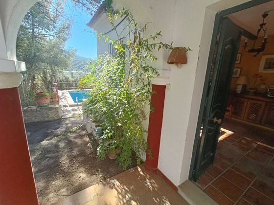 Foto 1 de Venta de casa en Montefrío de 3 habitaciones con piscina y jardín