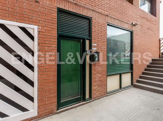 Foto 1 de Local en venda a Sant Joan Despí de 206 m²